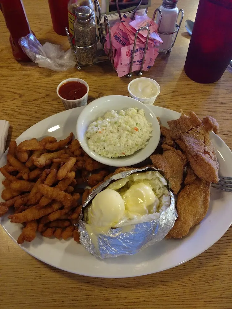 Fried Catfish and Clam Strips Platter